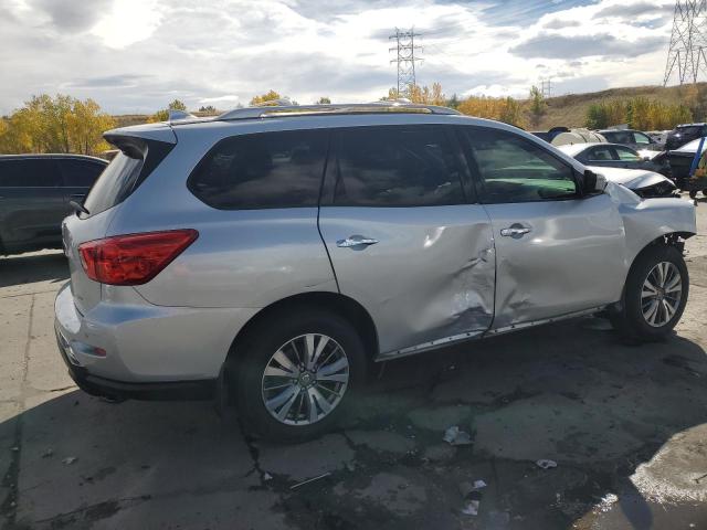 VIN 5N1DR2MM4KC628270 2019 NISSAN PATHFINDER no.3