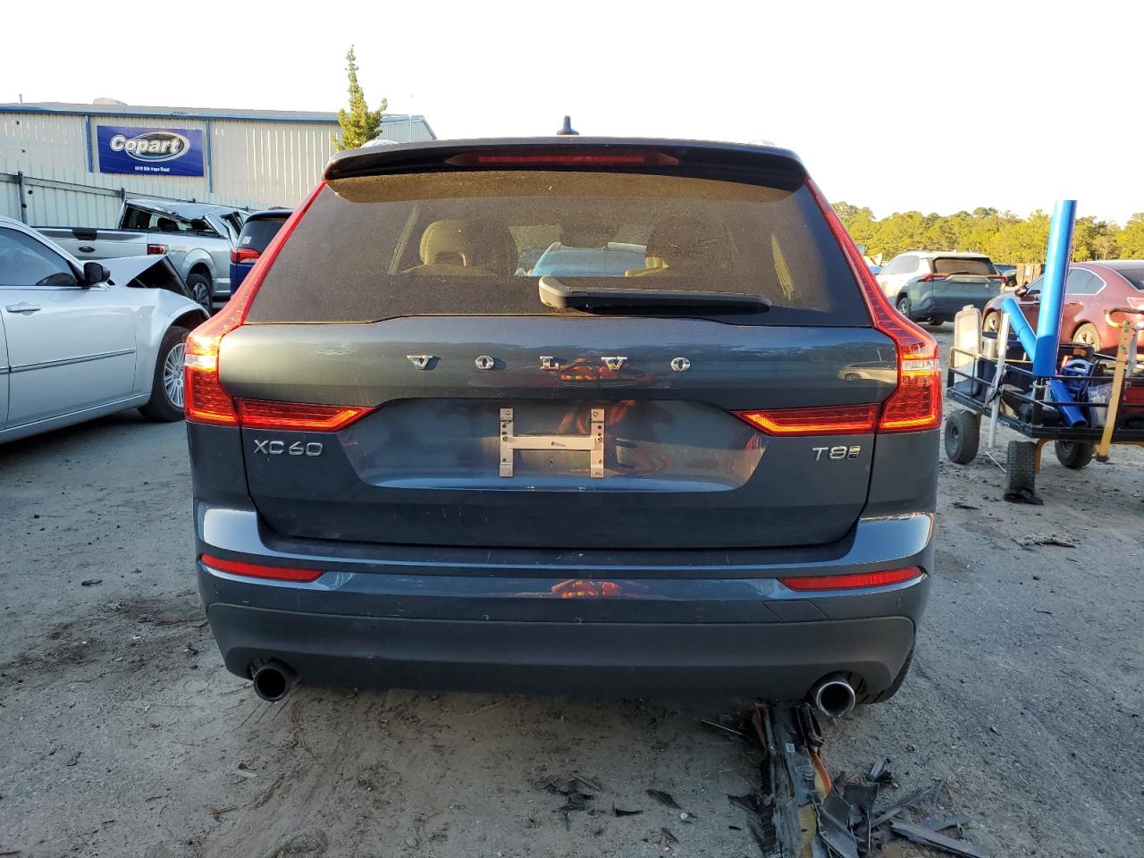 Lot #2952881923 2018 VOLVO XC60 T8 MO