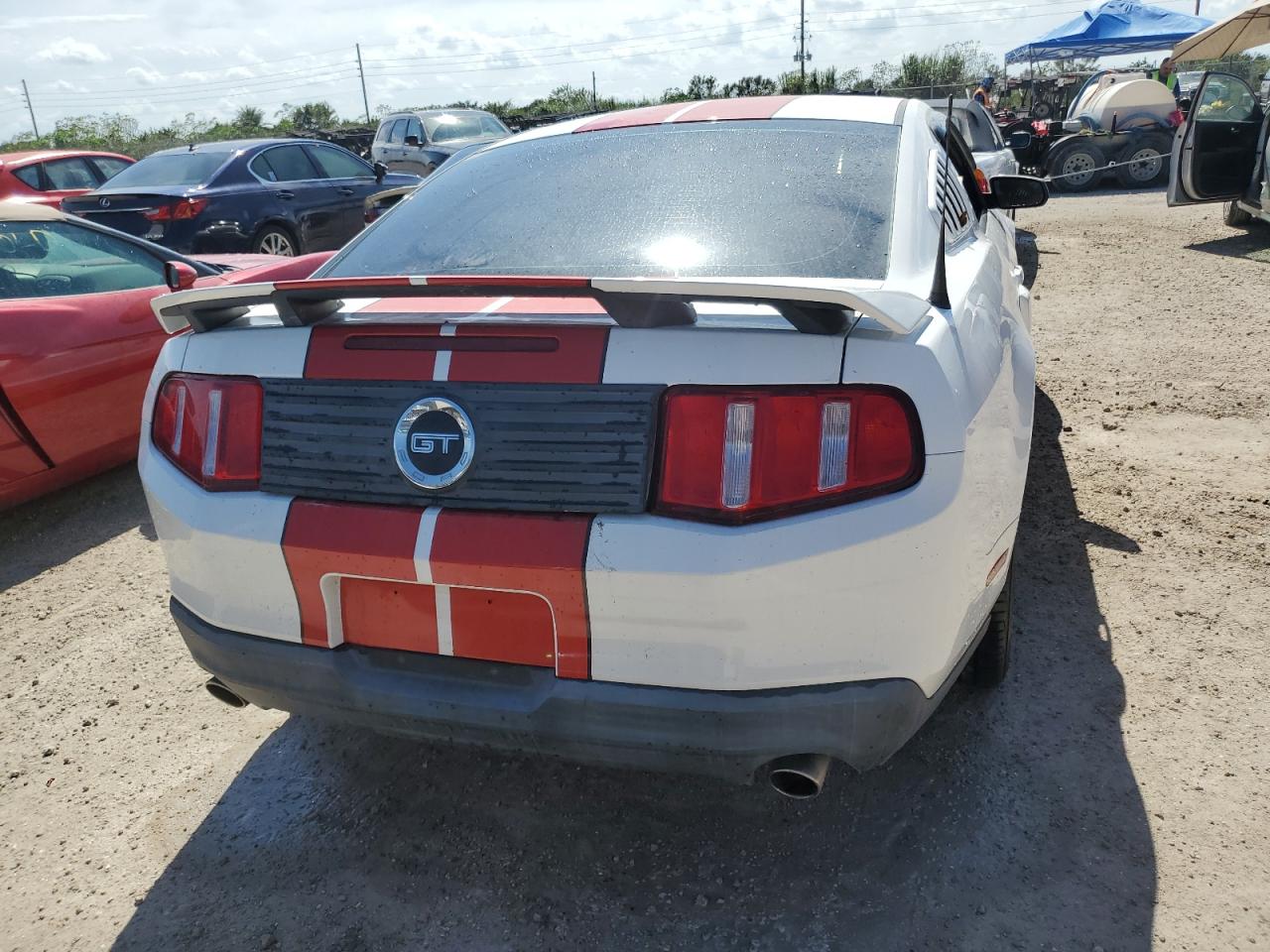 Lot #2907671218 2010 FORD MUSTANG GT