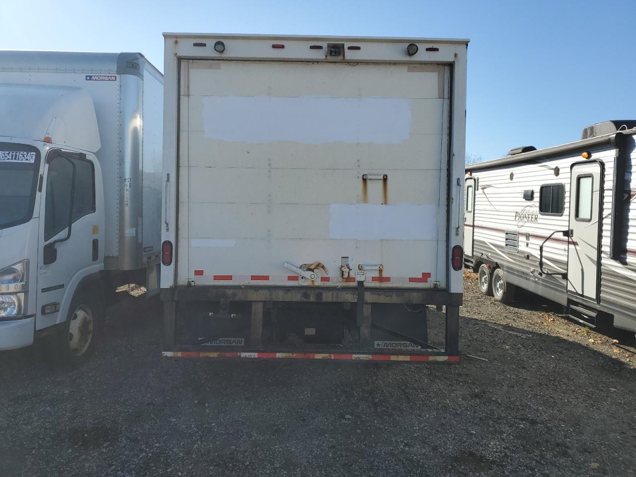 Lot #2925952207 2019 ISUZU NPR