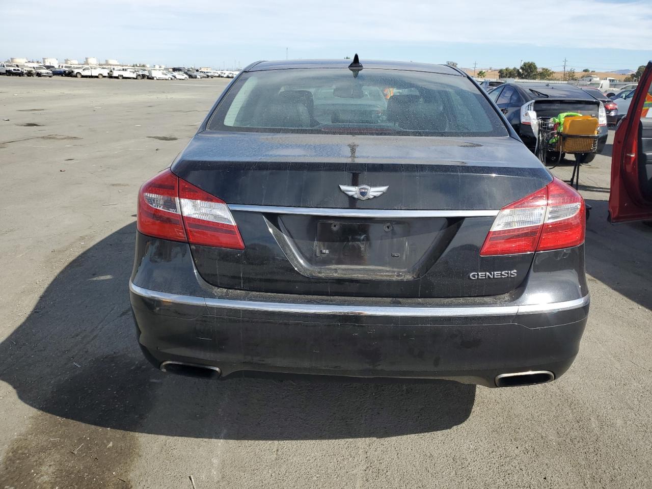 Lot #2952462375 2013 HYUNDAI GENESIS 3.