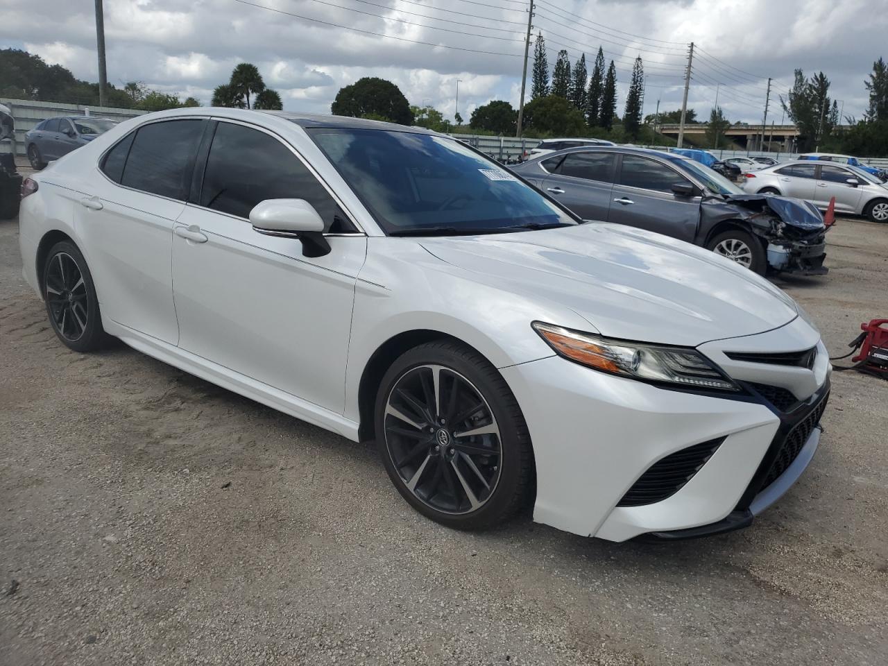 Lot #2991687069 2019 TOYOTA CAMRY XSE