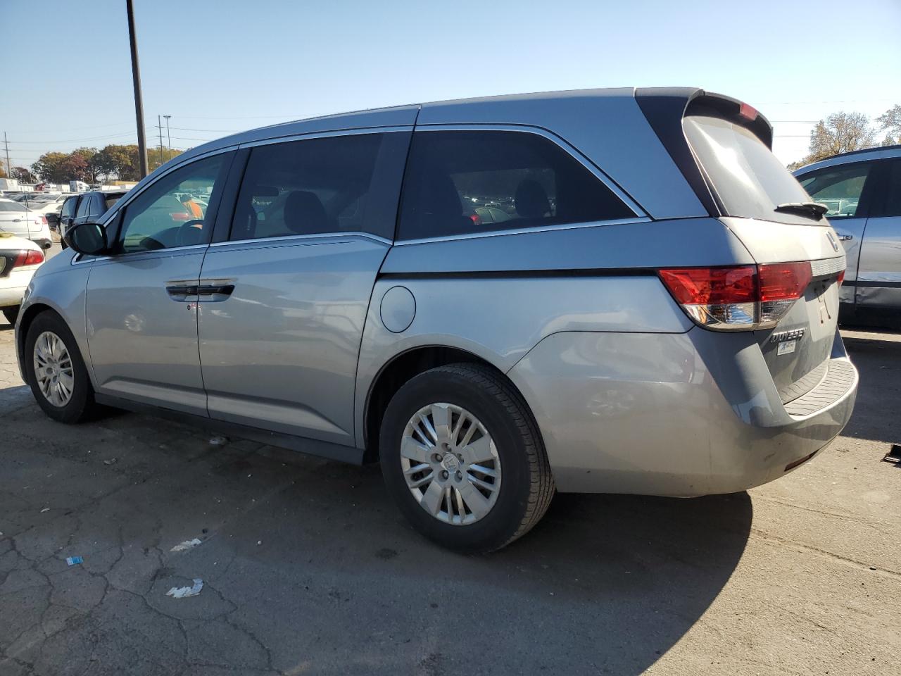 Lot #3020966842 2016 HONDA ODYSSEY LX