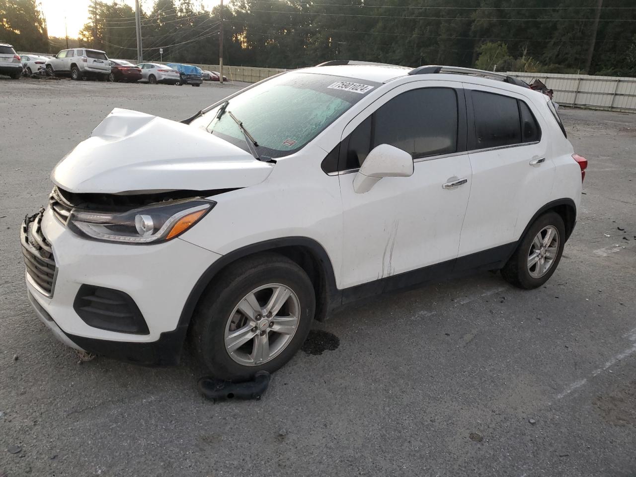 Lot #2955086811 2020 CHEVROLET TRAX 1LT