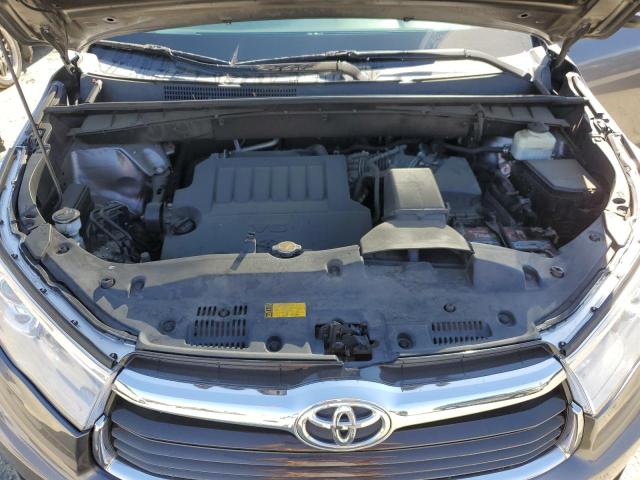 VIN 5TDBKRFH9FS114931 2015 Toyota Highlander, LE no.12