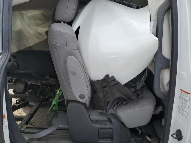 2024 TOYOTA SIENNA LE - 5TDKRKEC5RS187243