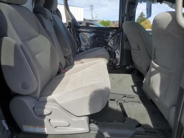 VIN 5TDKZ3DCXHS875745 2017 Toyota Sienna, LE no.11