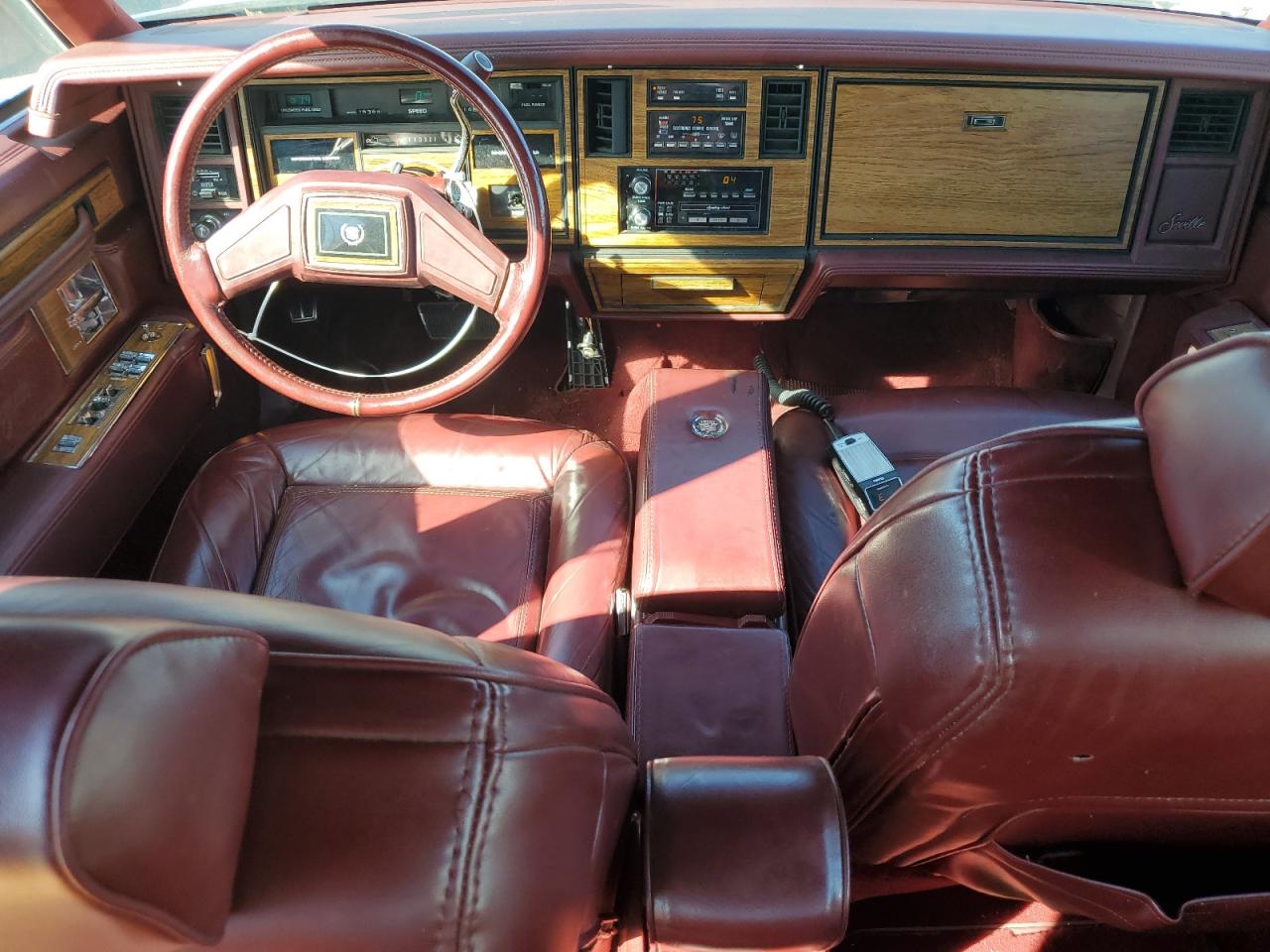 Lot #2991732097 1984 CADILLAC SEVILLE