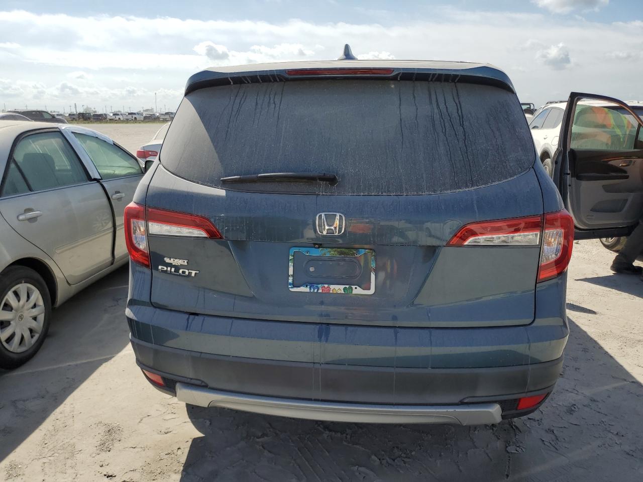 Lot #2907534106 2021 HONDA PILOT EX