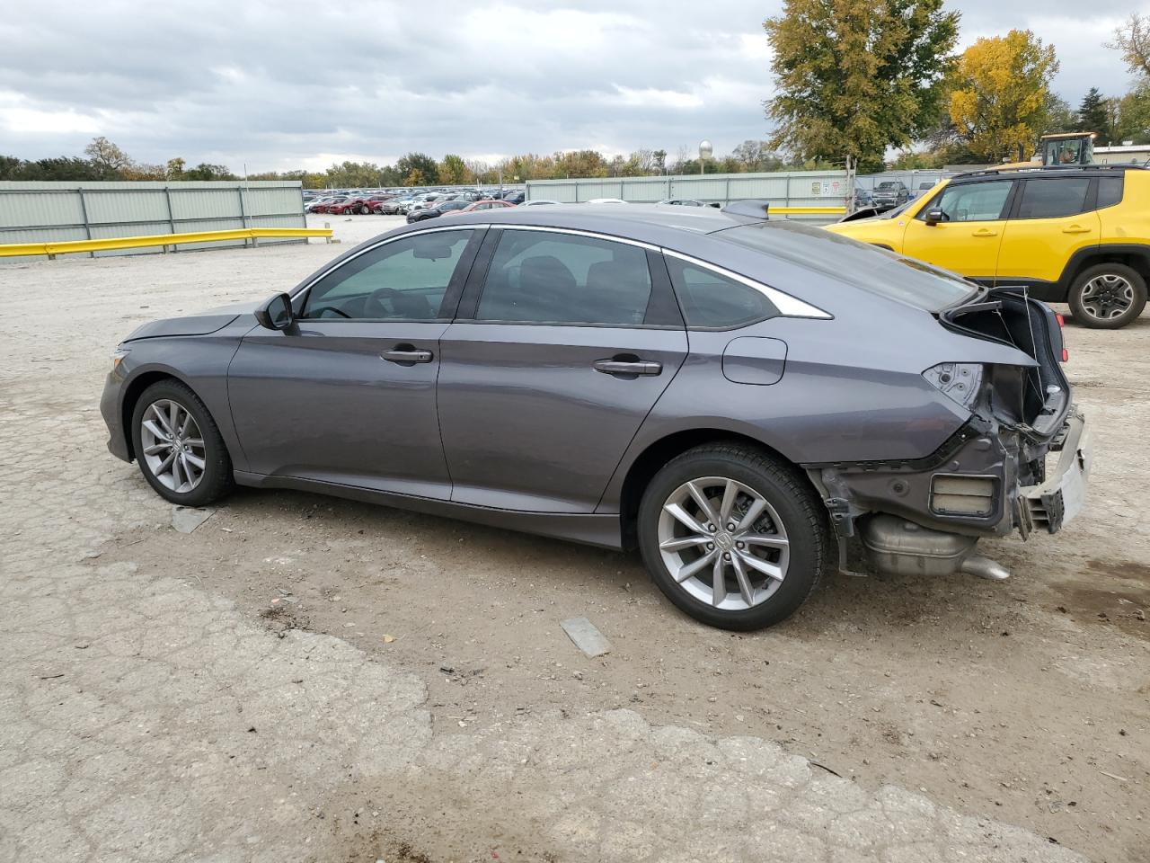 Lot #2940731452 2022 HONDA ACCORD LX