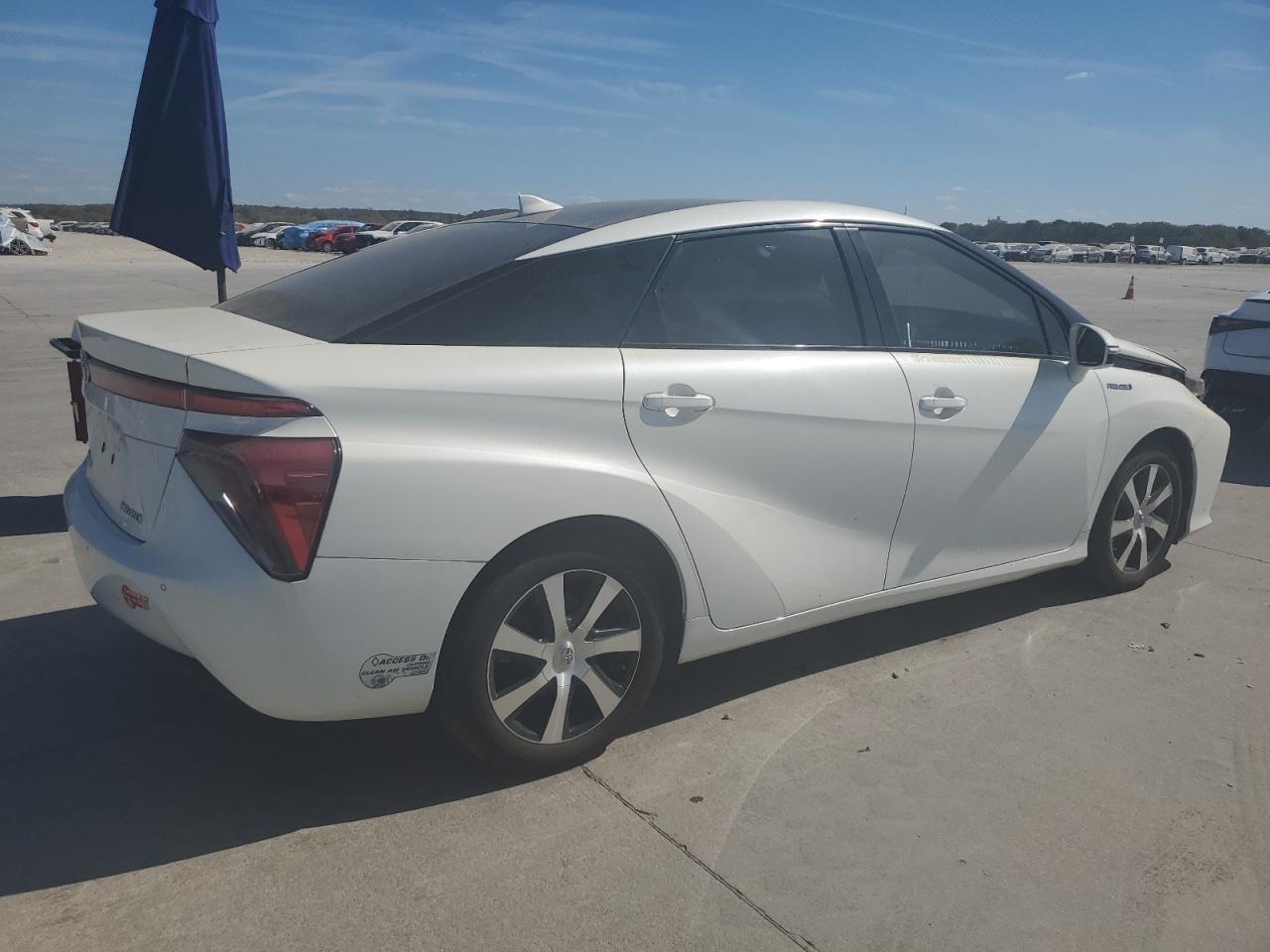 Lot #2940671396 2017 TOYOTA MIRAI