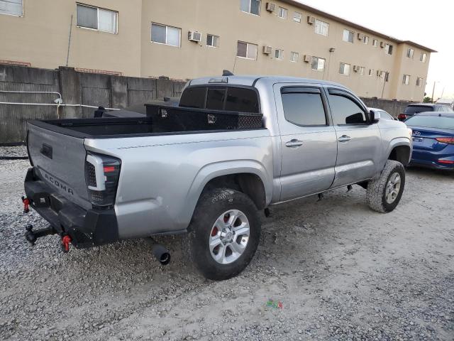 VIN 5TFAX5GN7JX130946 2018 Toyota Tacoma, Double Cab no.3