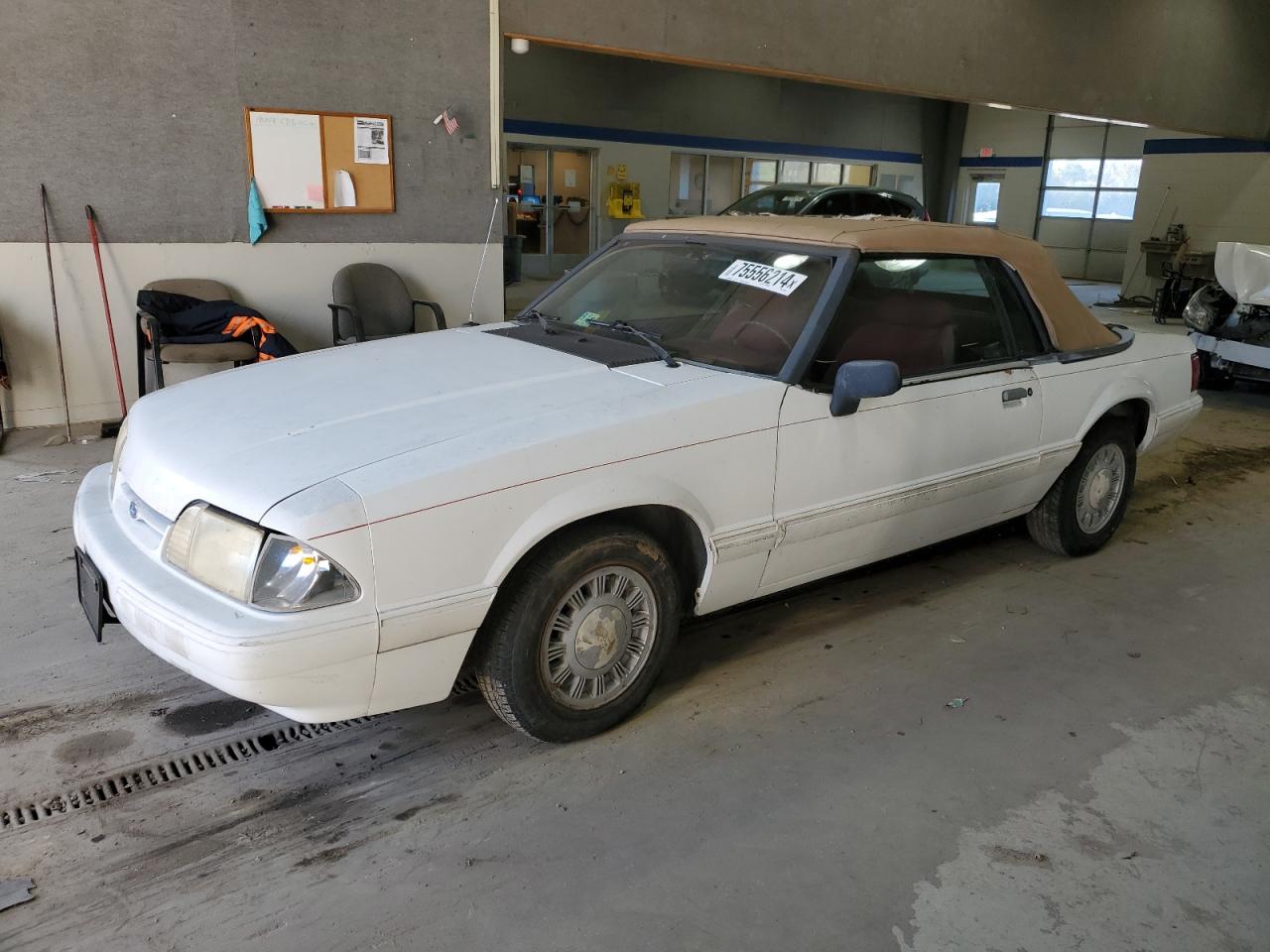 Lot #2909207343 1993 FORD MUSTANG LX