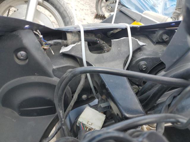 2001 YAMAHA YZFR6 L JYARJ04E81A013628