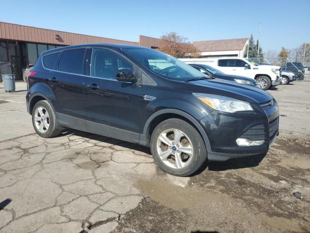 VIN 1FMCU9GX7FUB04166 2015 Ford Escape, SE no.4