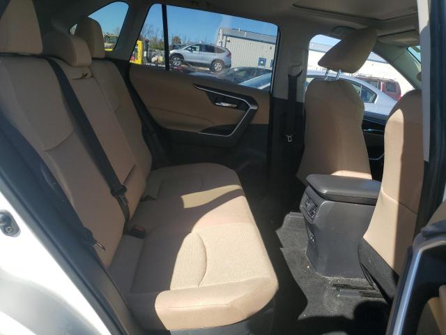 2019 TOYOTA RAV4 XLE - JTMRWRFV8KD011756