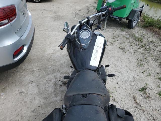 2011 TRIUMPH MOTORCYCLE THUNDERBIR - SMTB02WF7BJ488667