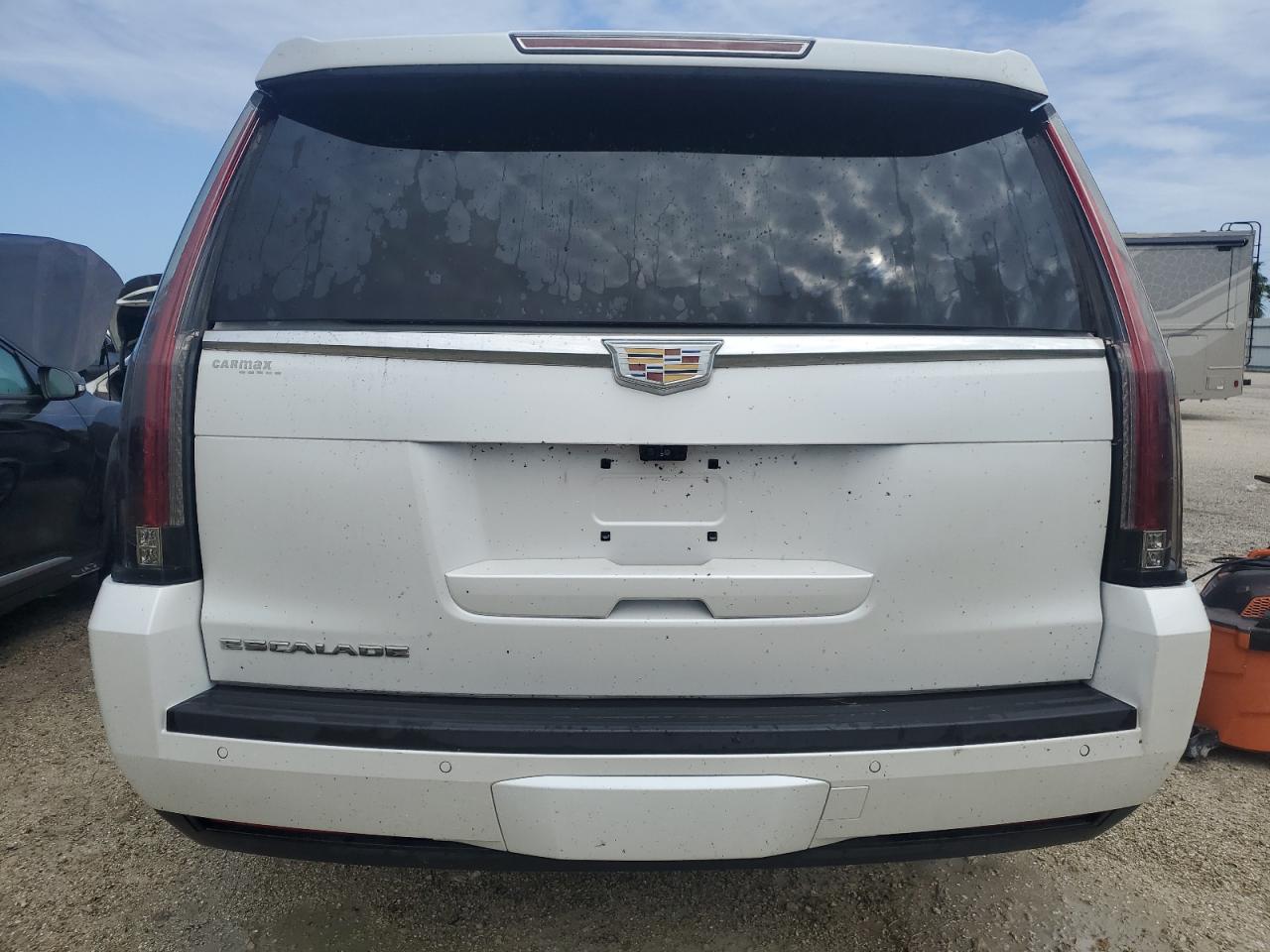 Lot #2902273112 2017 CADILLAC ESCALADE E