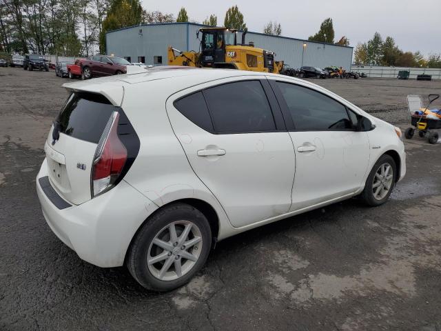 2015 TOYOTA PRIUS C - JTDKDTB38F1102526