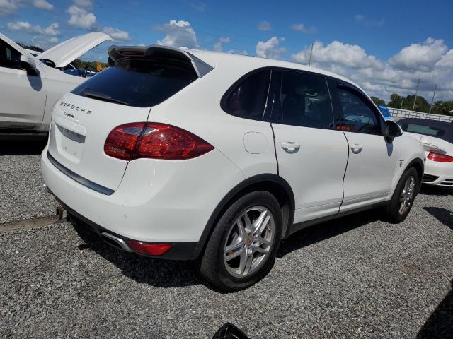 VIN WP1AF2A22ELA45315 2014 Porsche Cayenne no.3