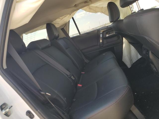 2024 TOYOTA 4RUNNER SR - JTERU5JR3R6232216