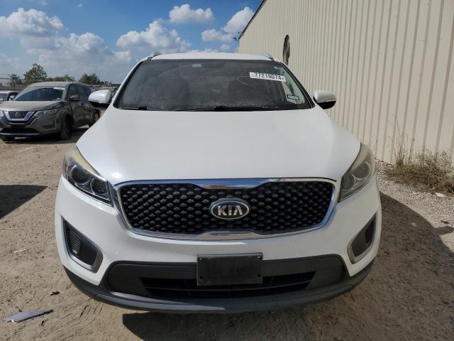 VIN 5XYPG4A39GG106445 2016 KIA Sorento, LX no.5