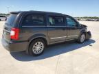 CHRYSLER TOWN & COU photo