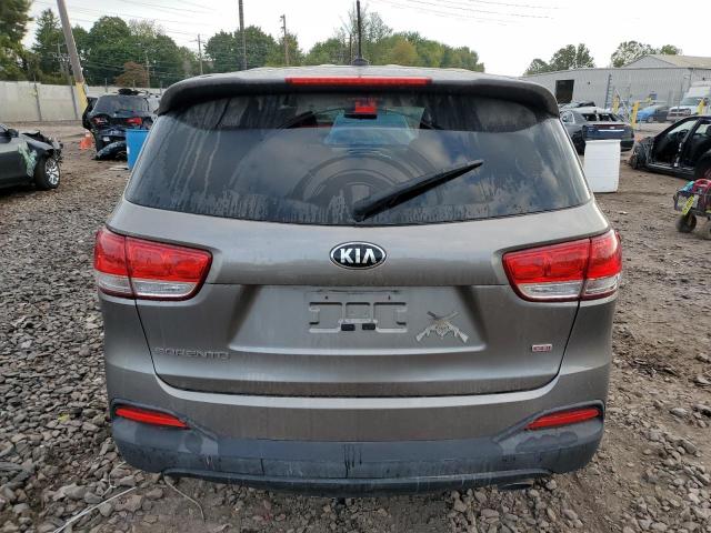 VIN 5XYPG4A32GG146754 2016 KIA Sorento, LX no.6