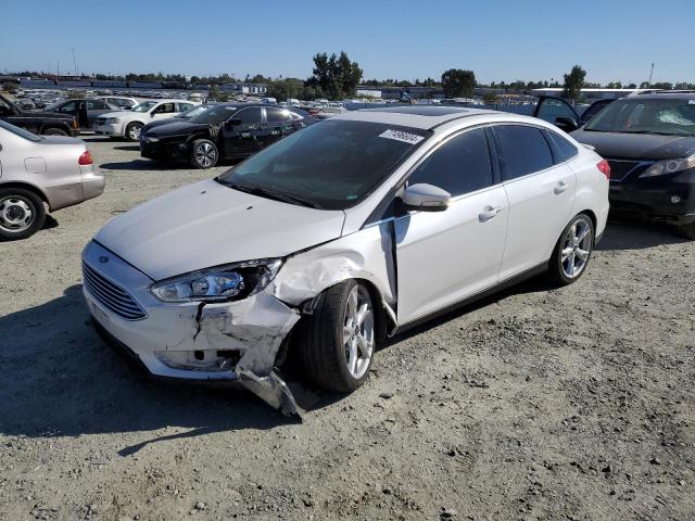 VIN 1FADP3J22GL227414 2016 Ford Focus, Titanium no.1