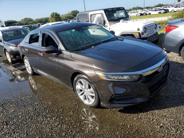 VIN 1HGCV1F1XJA046694 2018 Honda Accord, LX no.4