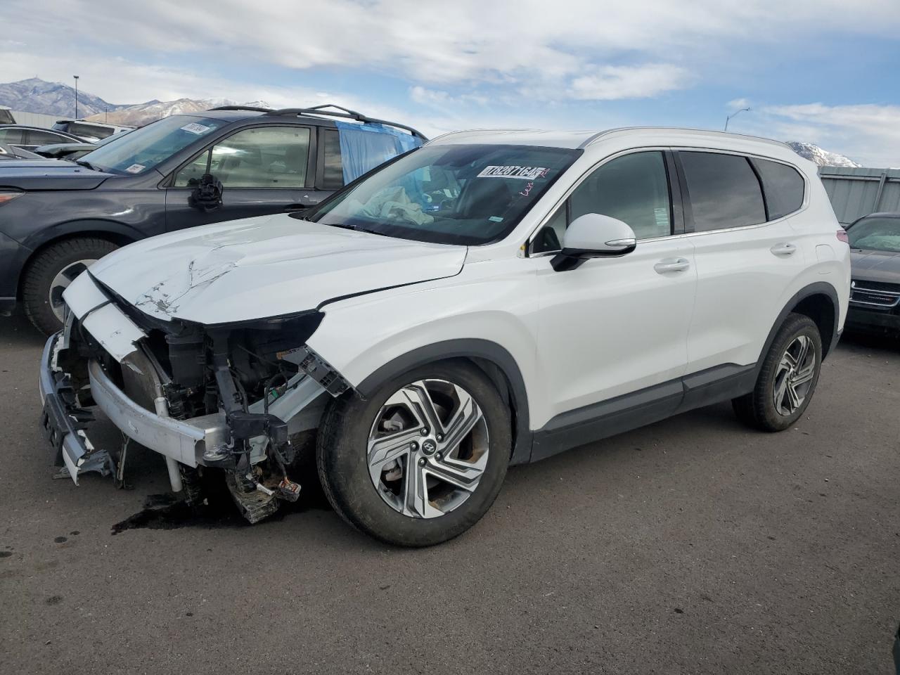  Salvage Hyundai SANTA FE