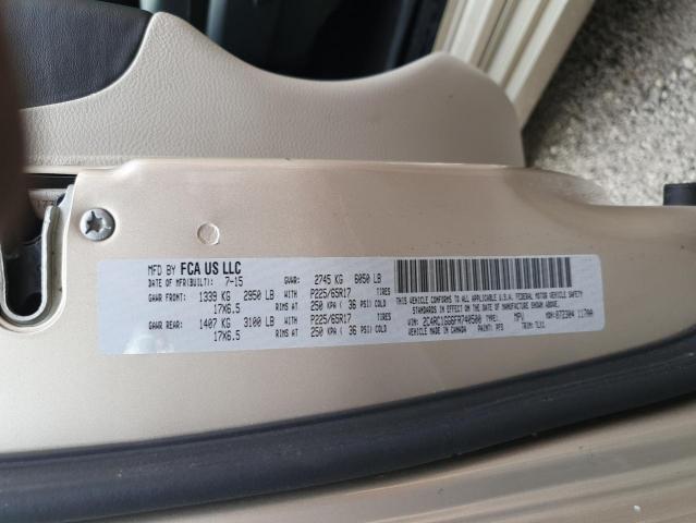 2015 CHRYSLER TOWN & COU - 2C4RC1GG6FR740500