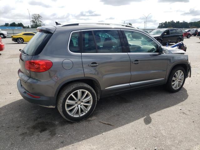 VIN WVGAV7AXXGW592424 2016 Volkswagen Tiguan, S no.3