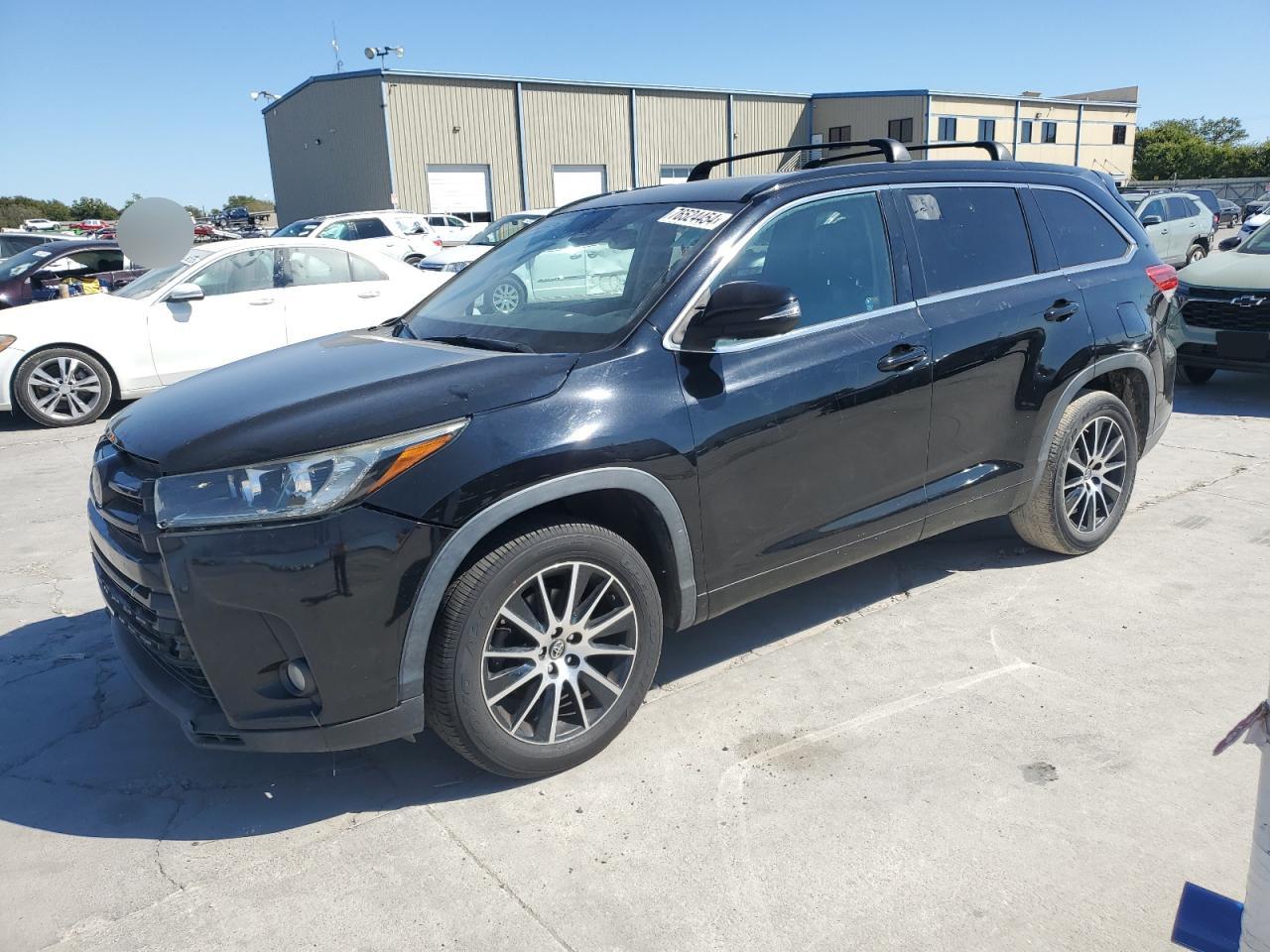 Lot #2923206080 2018 TOYOTA HIGHLANDER