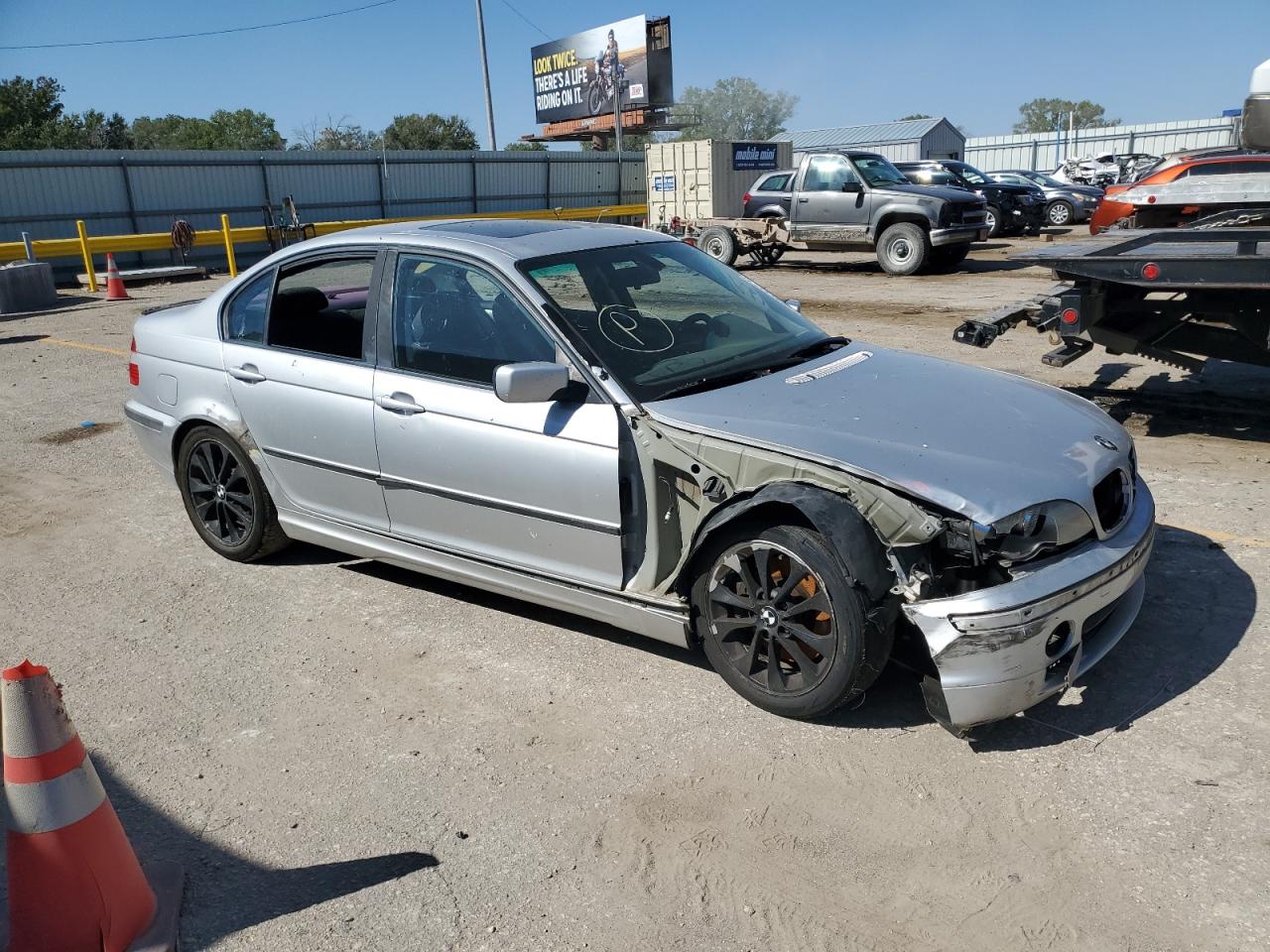 Lot #2921724700 2003 BMW 330 XI