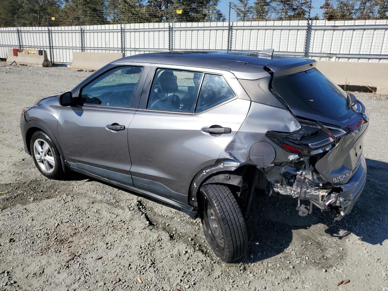 Lot #2954941208 2021 NISSAN KICKS S