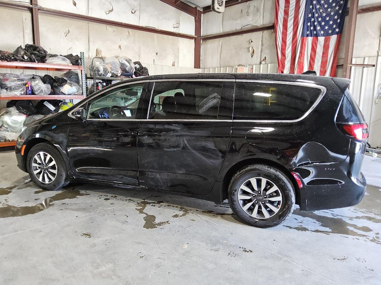 Lot #2991722034 2024 CHRYSLER PACIFICA H