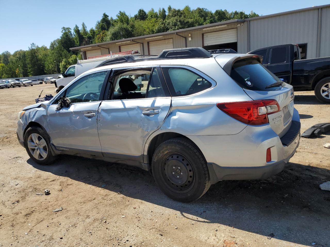 Lot #2921819532 2015 SUBARU OUTBACK 2.