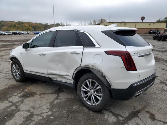 VIN 1GYKNCRS7NZ131147 2022 Cadillac XT5, Premium Lu... no.2