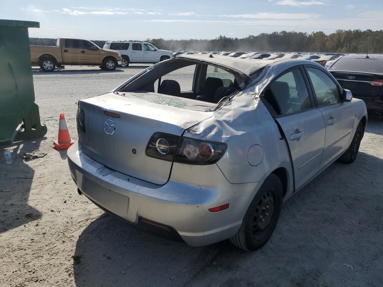 Lot #2959975279 2009 MAZDA 3 I