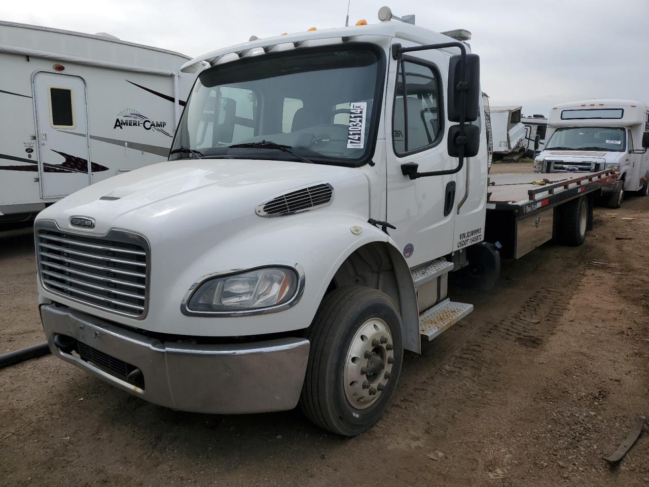 FREIGHTLINER M2 106 MED 2018 white  diesel 3ALACWFC4JDJM9993 photo #1