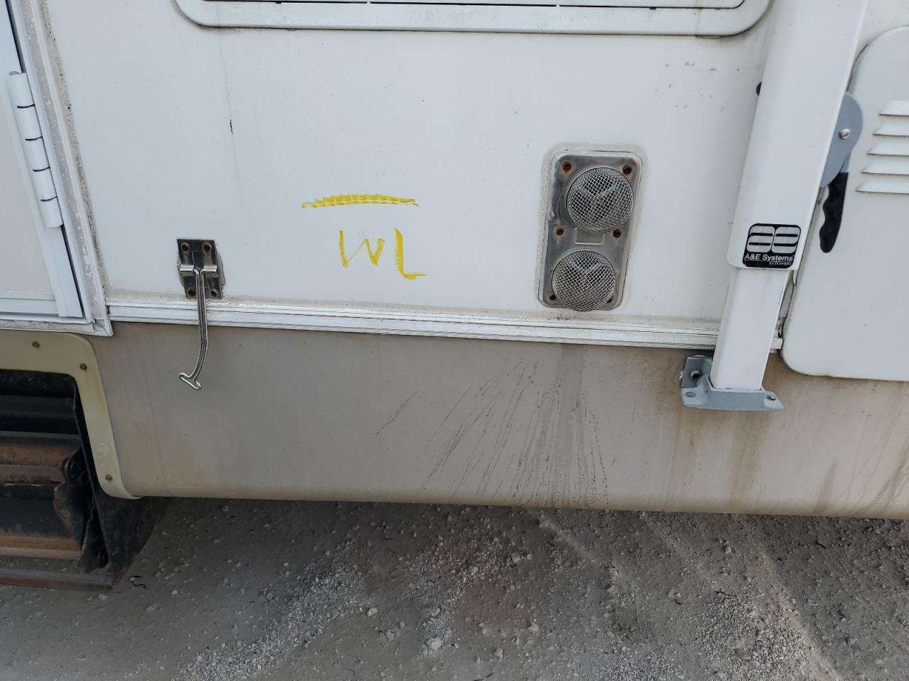 Lot #3041772408 2001 OTHER RV