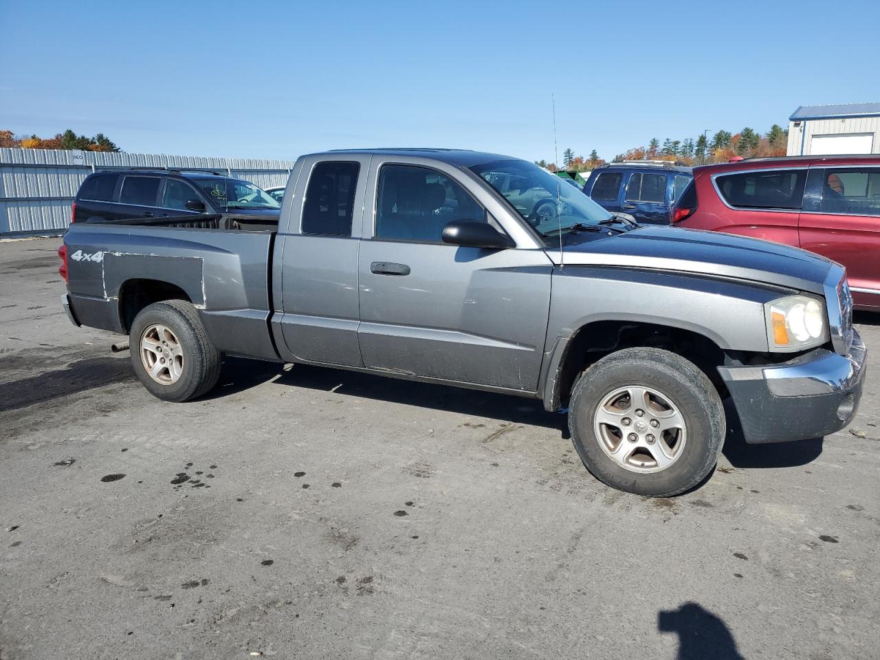 Lot #2925814828 2005 DODGE DAKOTA SLT