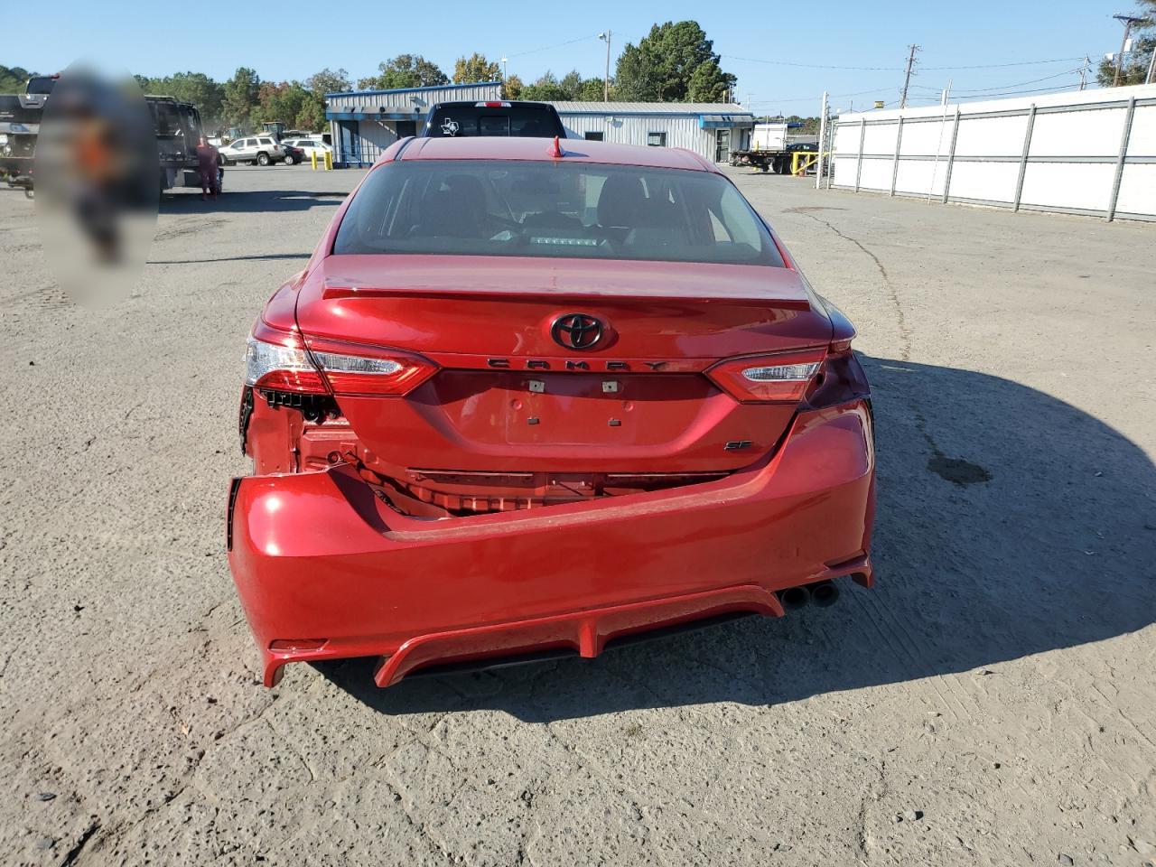 Lot #2942774738 2020 TOYOTA CAMRY SE