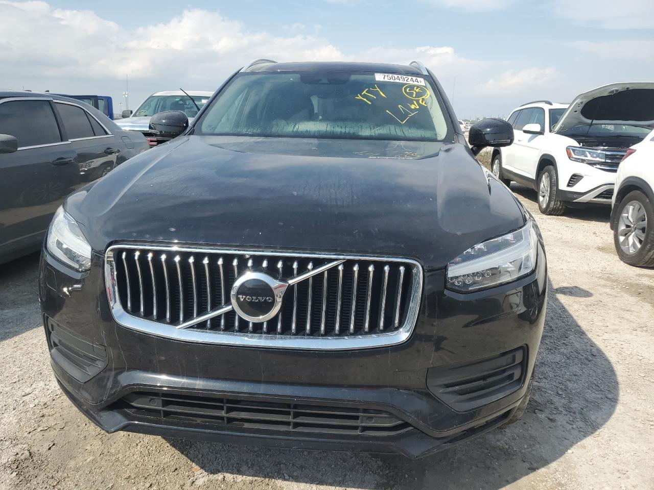 Lot #2974716402 2021 VOLVO XC90 T5 MO