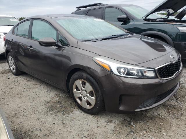 VIN 3KPFK4A71HE012684 2017 KIA Forte, LX no.4