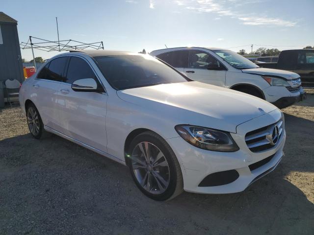 VIN 55SWF4KB8GU117947 2016 Mercedes-Benz C-Class, 3... no.4