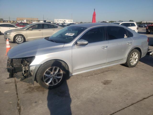 2016 VOLKSWAGEN PASSAT S - 1VWAS7A35GC051192