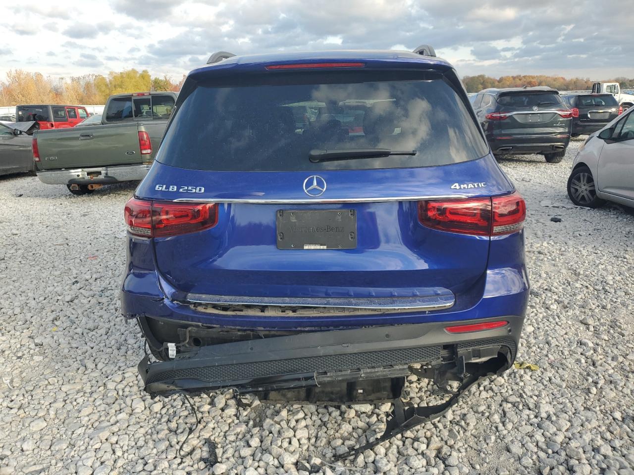 Lot #2945446764 2021 MERCEDES-BENZ GLB 250 4M