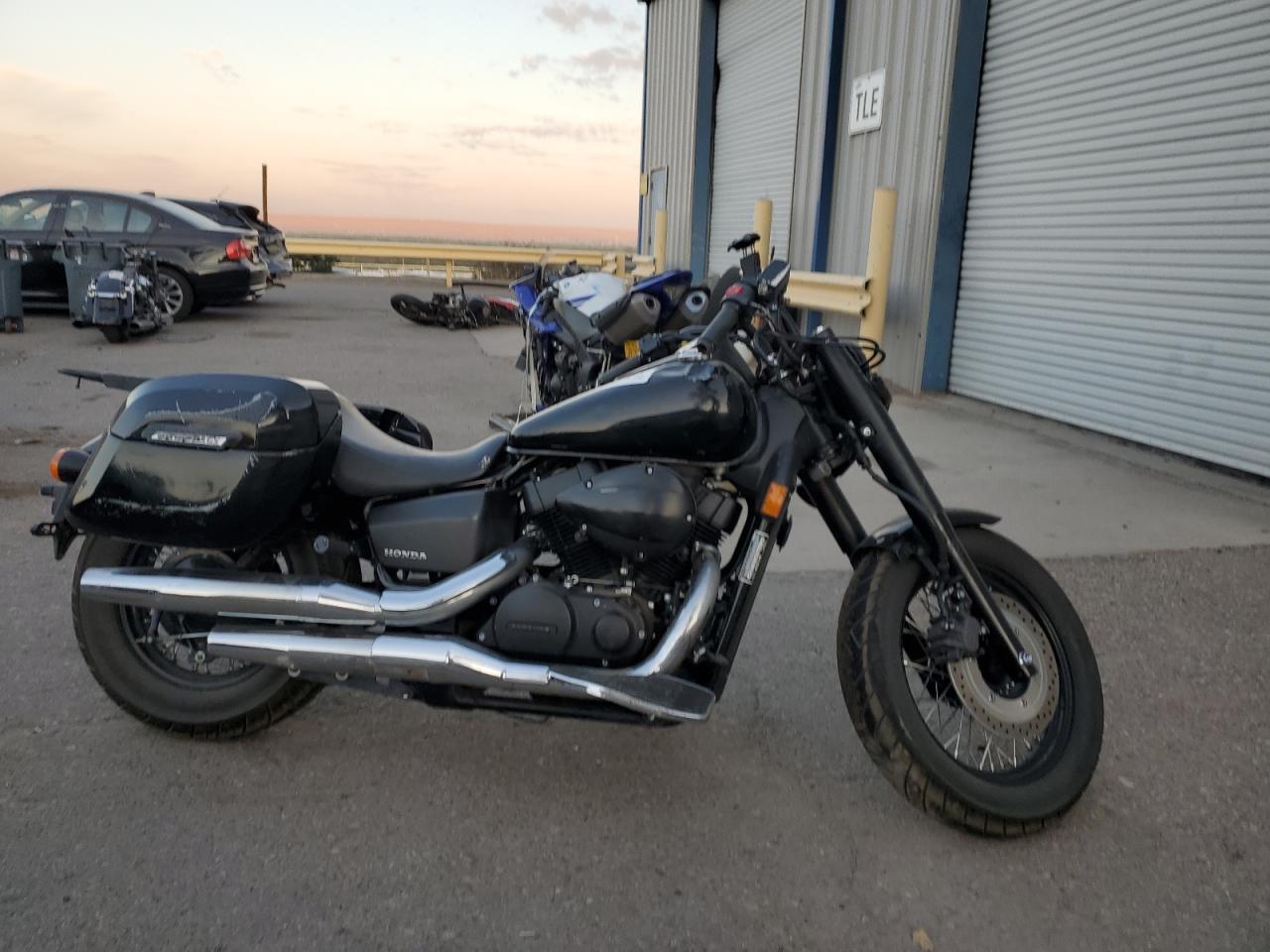 Honda VT750 (Shadow Phantom) 2019 C2B